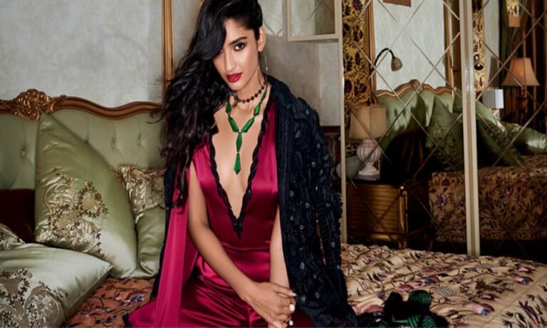 How to Smell Like a Fancy Perfume Person